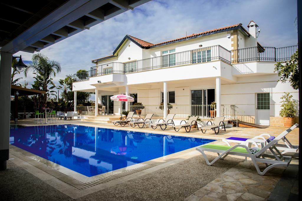 Papas Family Villa Paralimni Zimmer foto